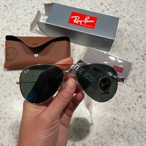 Brand new ray ban aviators